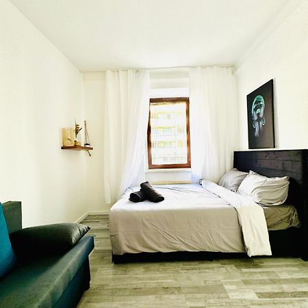 Very Spacious Apartment For Up To 7P With Great Location 비엔나 외부 사진