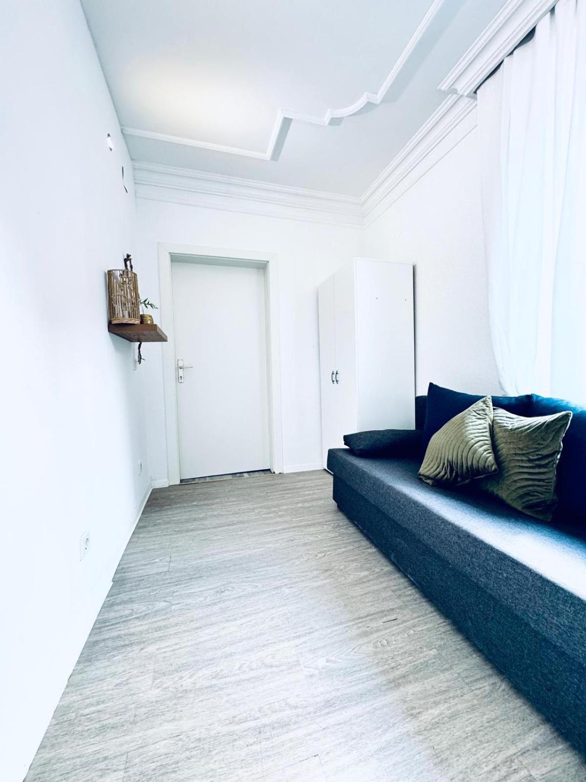 Very Spacious Apartment For Up To 7P With Great Location 비엔나 외부 사진